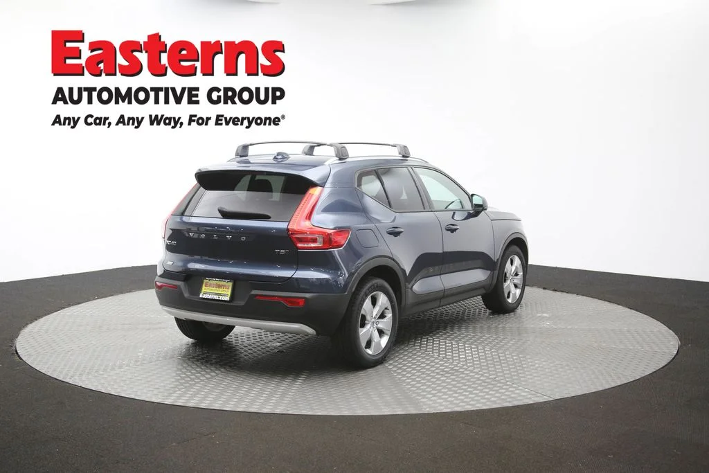 Used 2021 Gray Volvo Momentum image 41