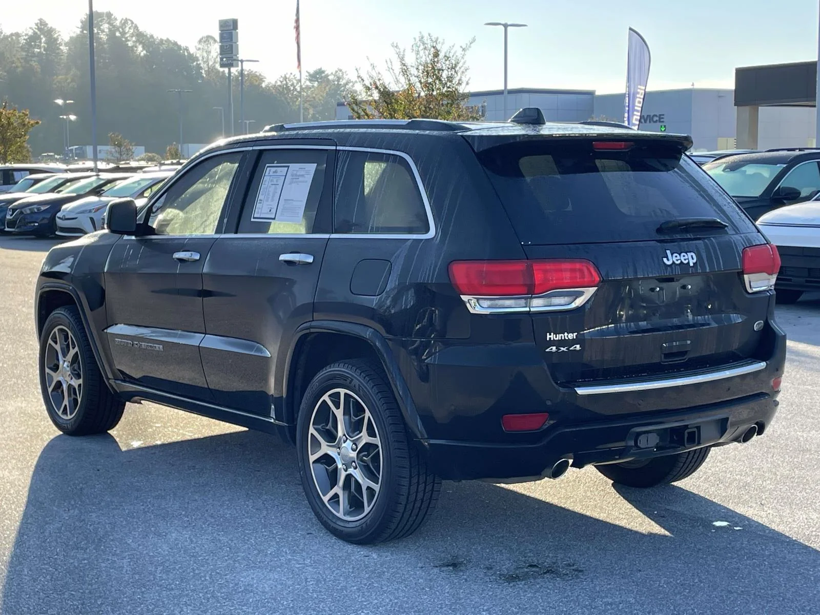Used 2020 Diamond Black Crystal Pearlcoat Jeep Overland image 27