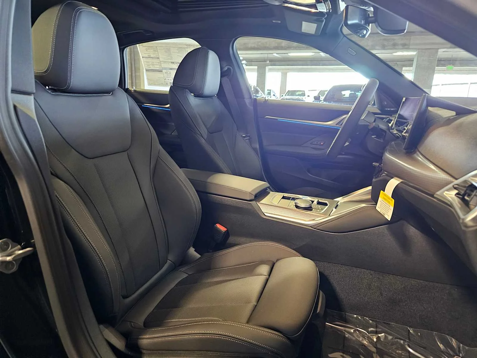 New 2026 Black Sapphire Metallic BMW xDrive40 image 34