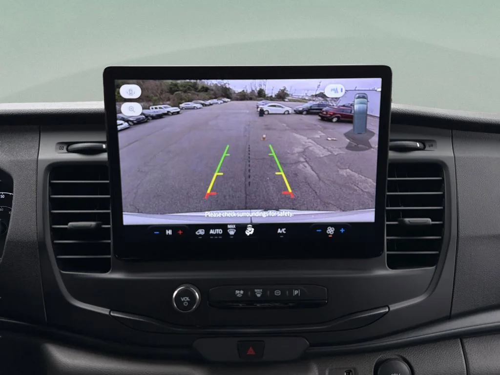 2025 Ford E-Transit Cargo Van Base - Photo 45