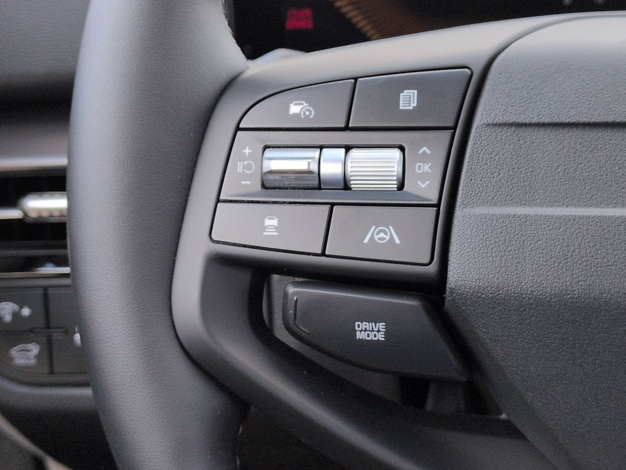 New 2027 Wolf Gray Kia EX image 29
