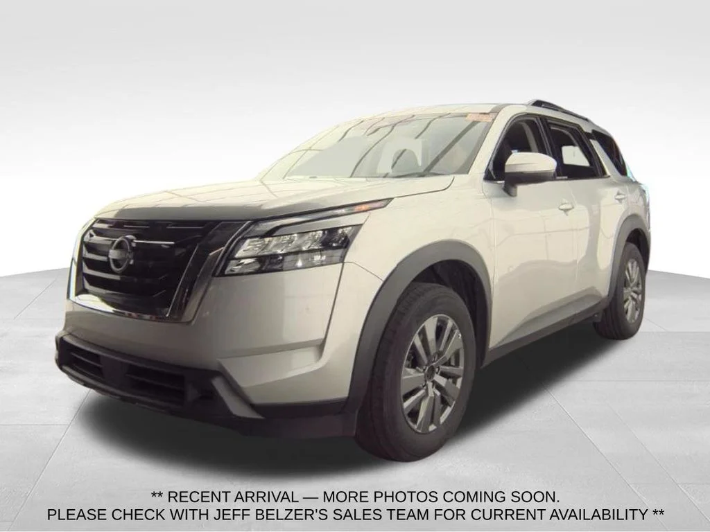 2025 Nissan Pathfinder SV 2WD's photo