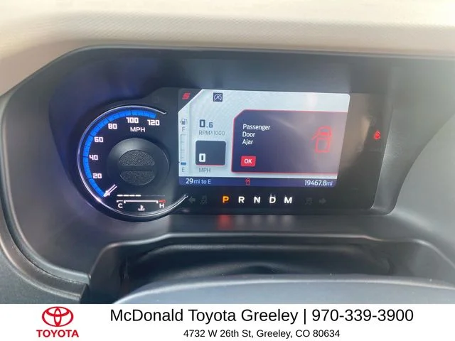 Used 2023 Gray Ford Wildtrak image 15