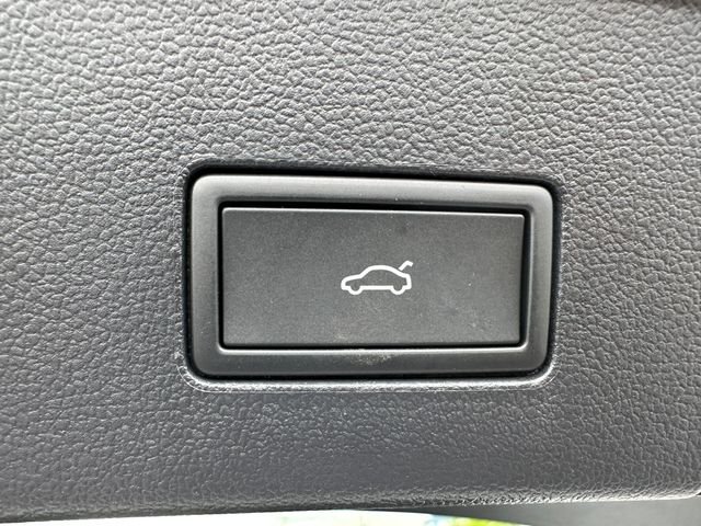New 2026 Opal White Pearl Volkswagen 2.0T SEL R-Line Black image 15
