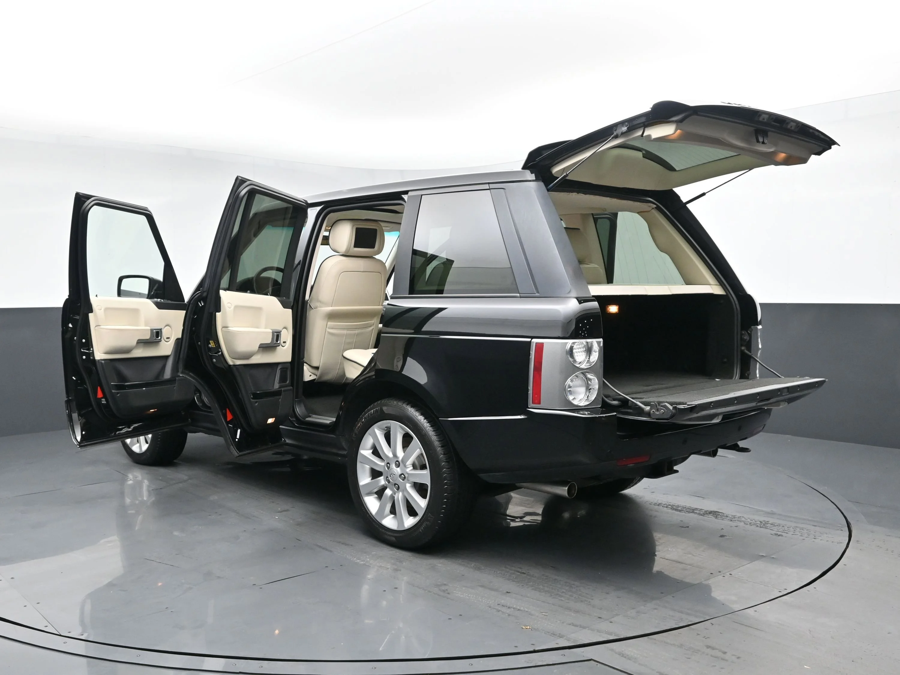Used 2006 Java Black Land Rover SC image 32