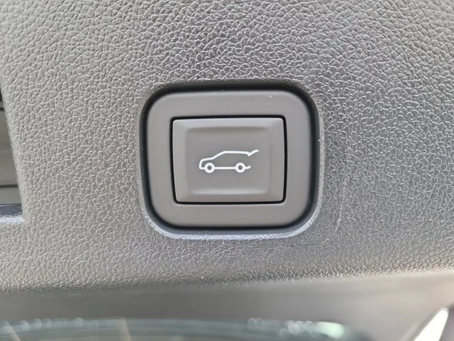 New 2026 Sterling Gray Metallic Chevrolet LT image 7