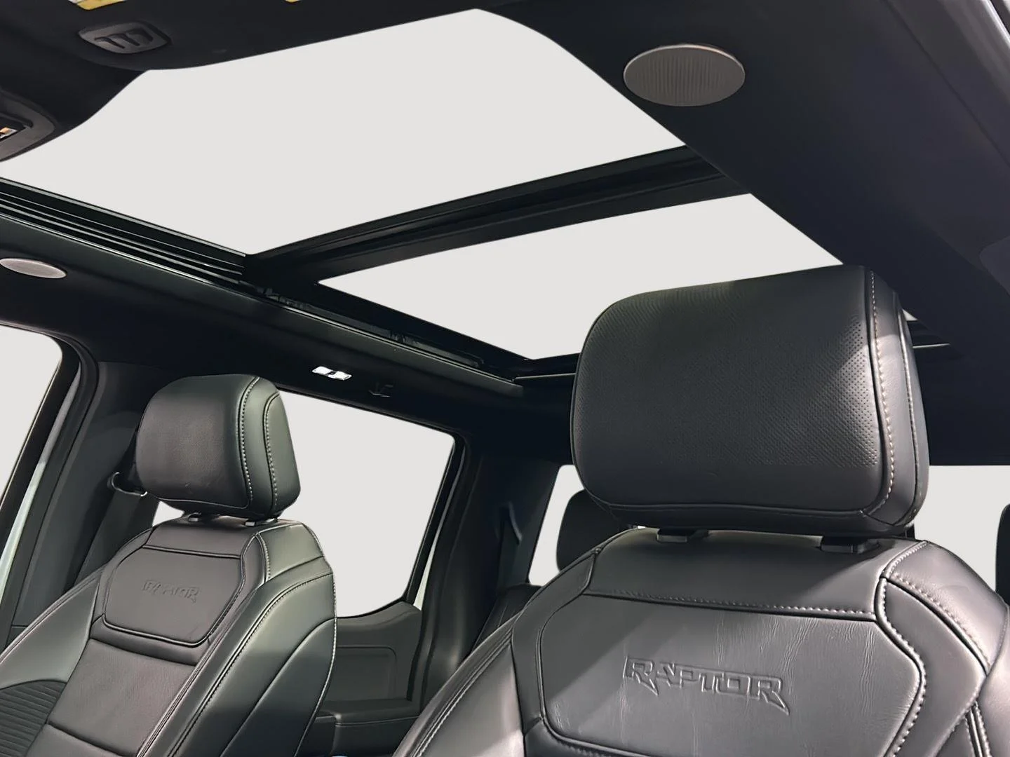 Used 2023 Oxford White Ford Raptor image 6
