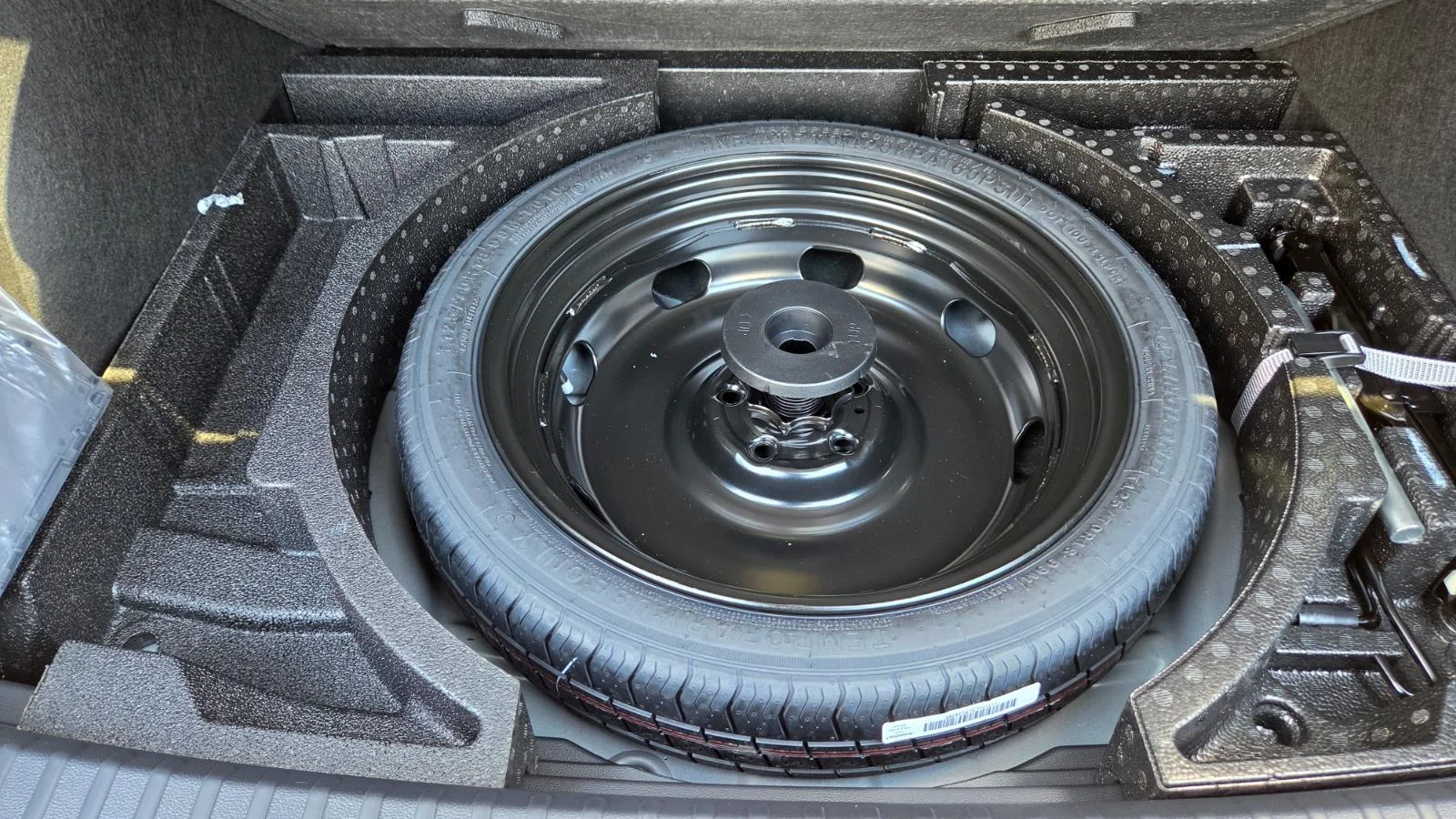 New 2026 GRAY Volkswagen SE image 65