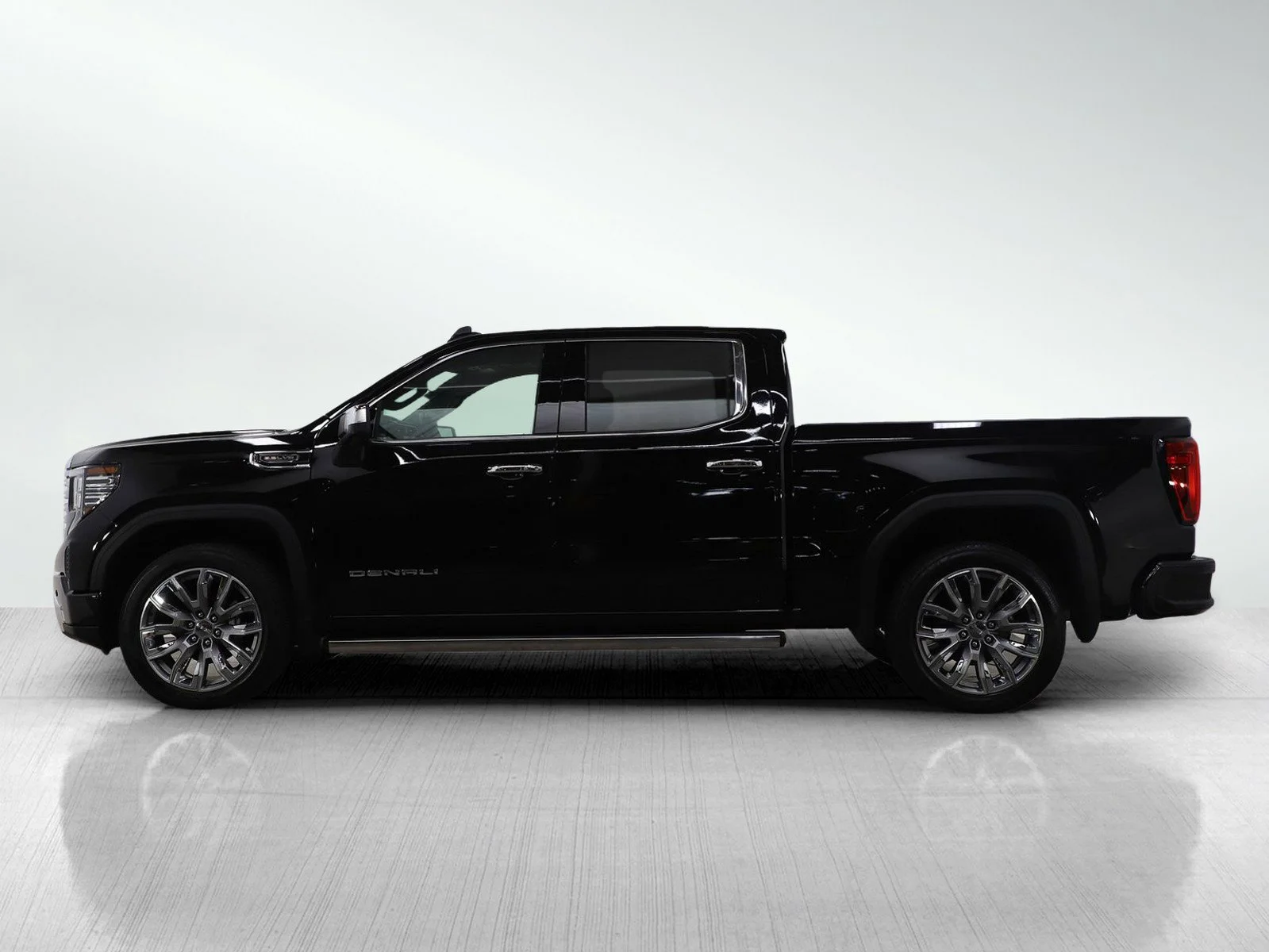 Used 2025 GMC Sierra 1500 Denali with VIN 1GTUUGELXSZ171225 for sale in Hopkins, Minnesota