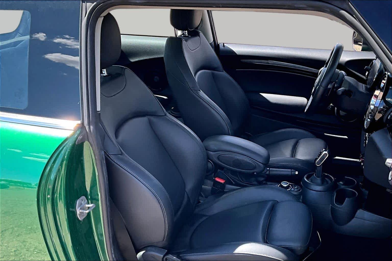 Used 2024 British Racing Green IV Metallic MINI Cooper S image 7