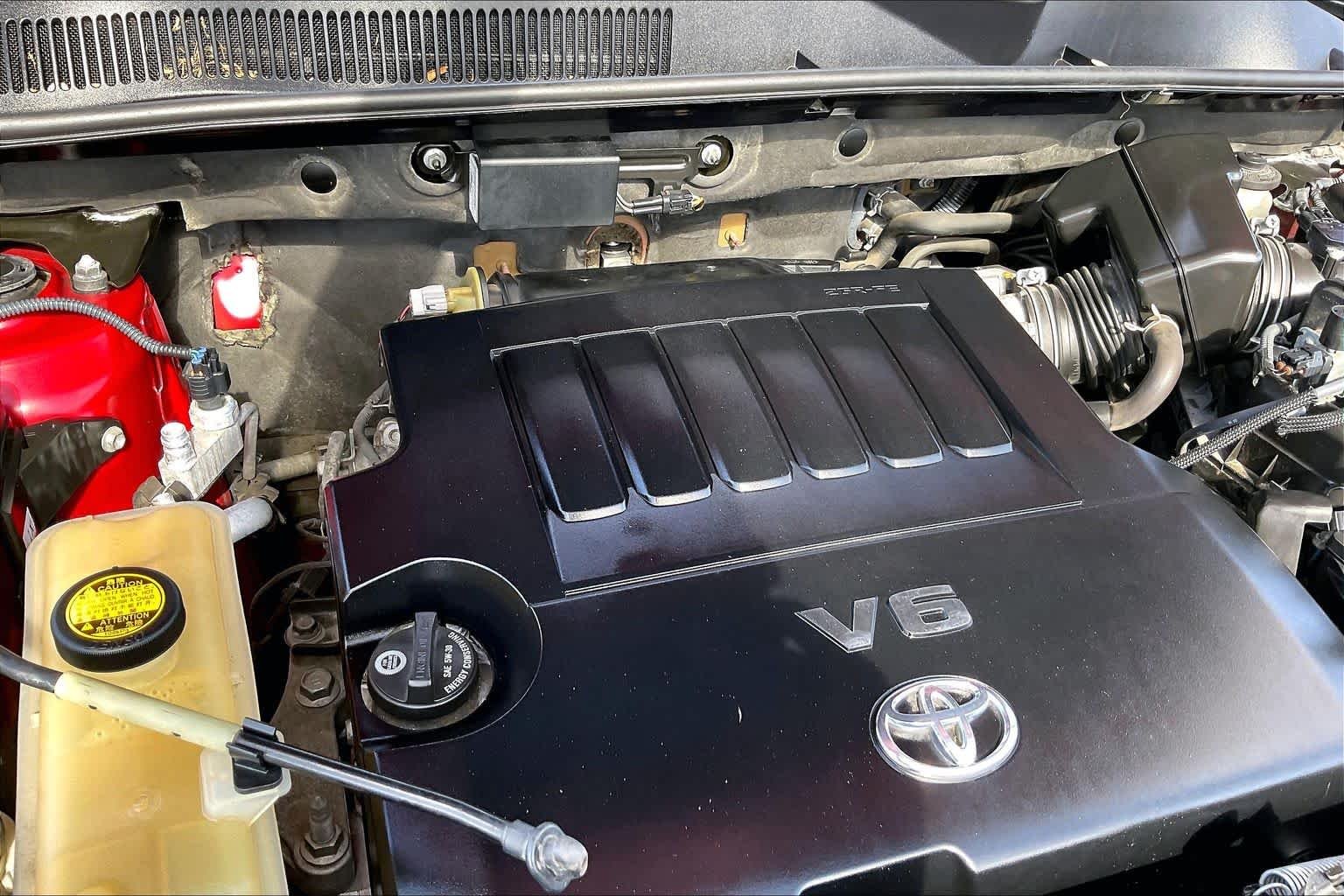 Used 2011 Barcelona Red Metallic Toyota Ltd image 30