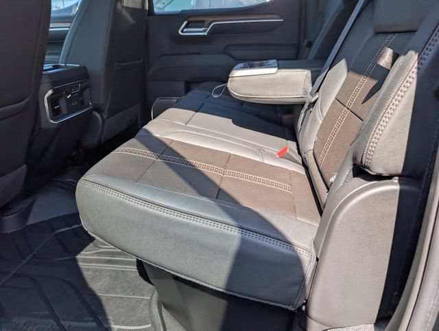 2026 Chevrolet Silverado 1500 High Country - Photo 7