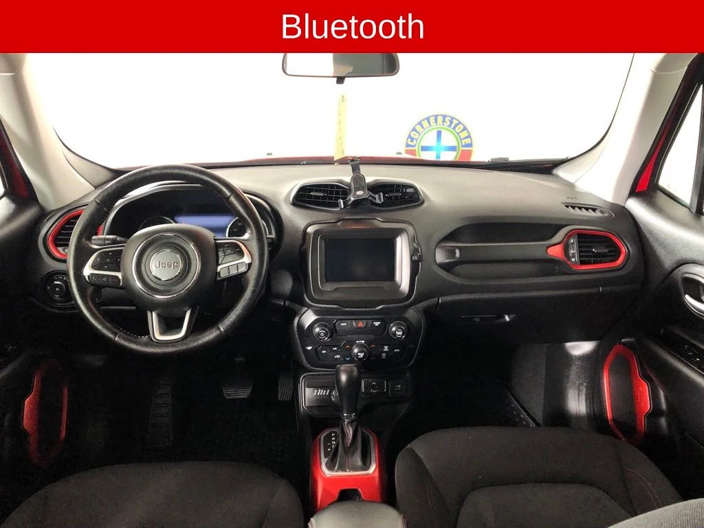 Used 2019 Colorado Red Clearcoat Jeep Trailhawk image 4