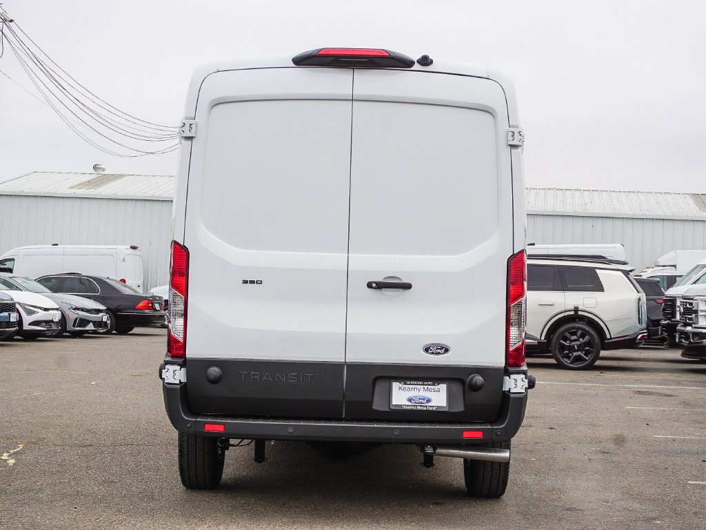 New 2027 Oxford White Ford Base image 5