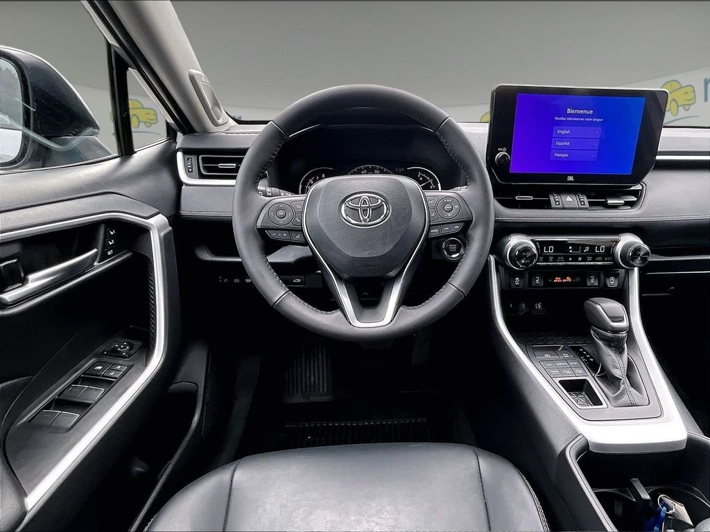 Used 2024 Silver Toyota XLE Premium image 17