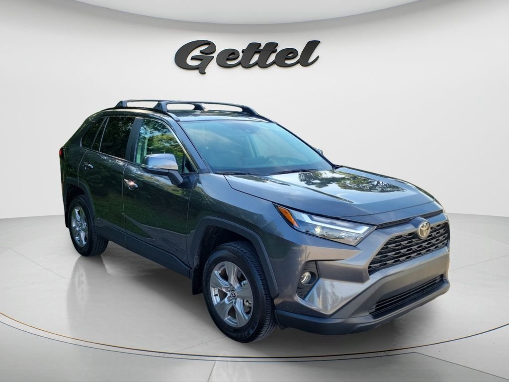 Used 2025 Gray Toyota XLE image 3