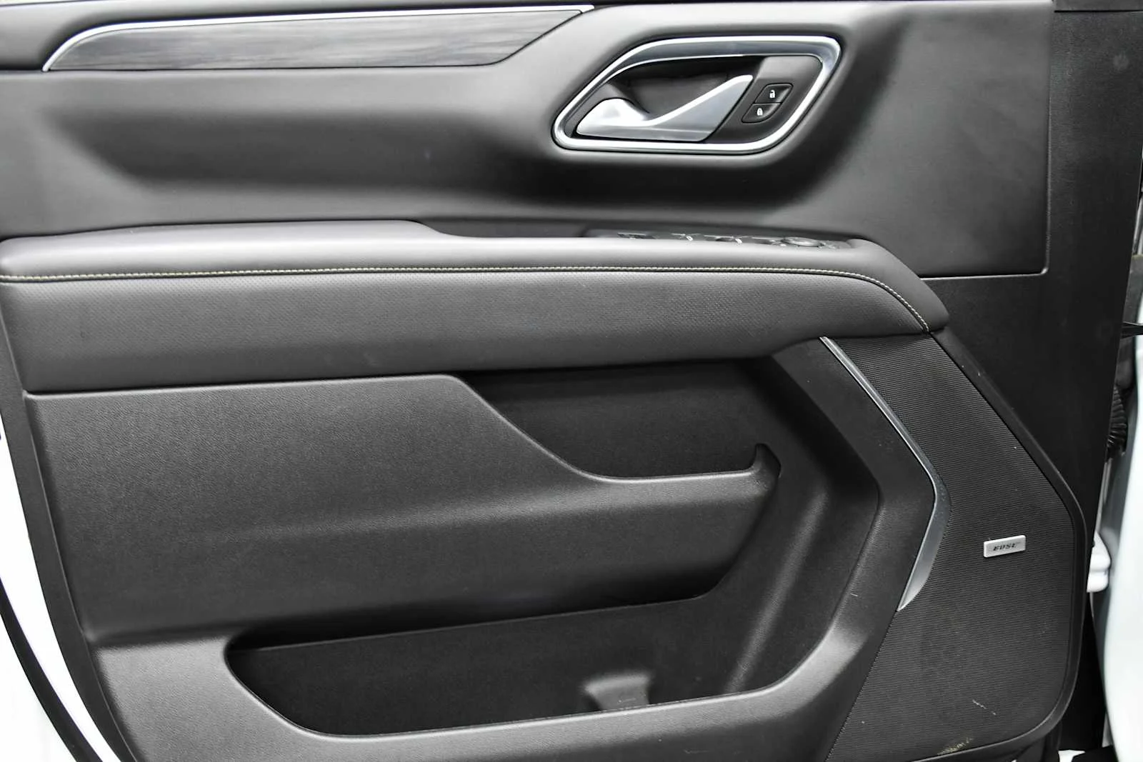 Used 2022 Summit White GMC SLT image 13