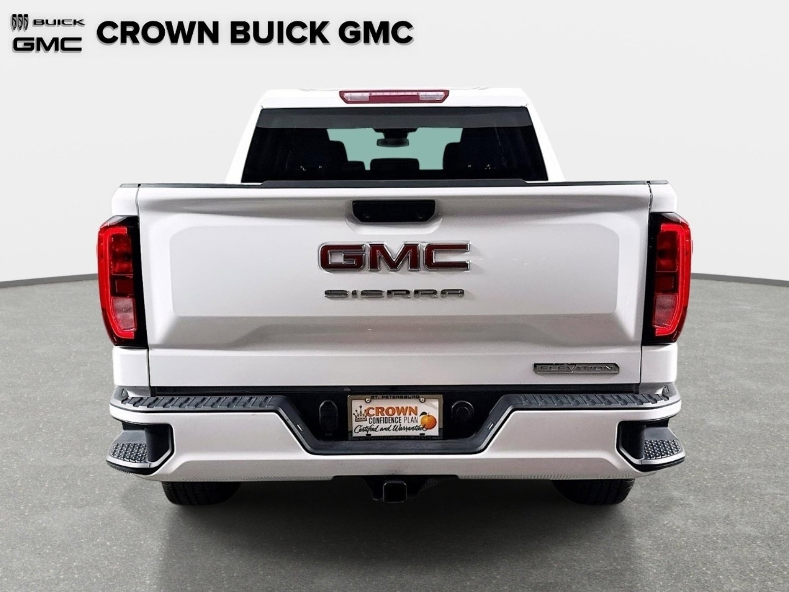 Used 2024 Summit White GMC Elevation image 6