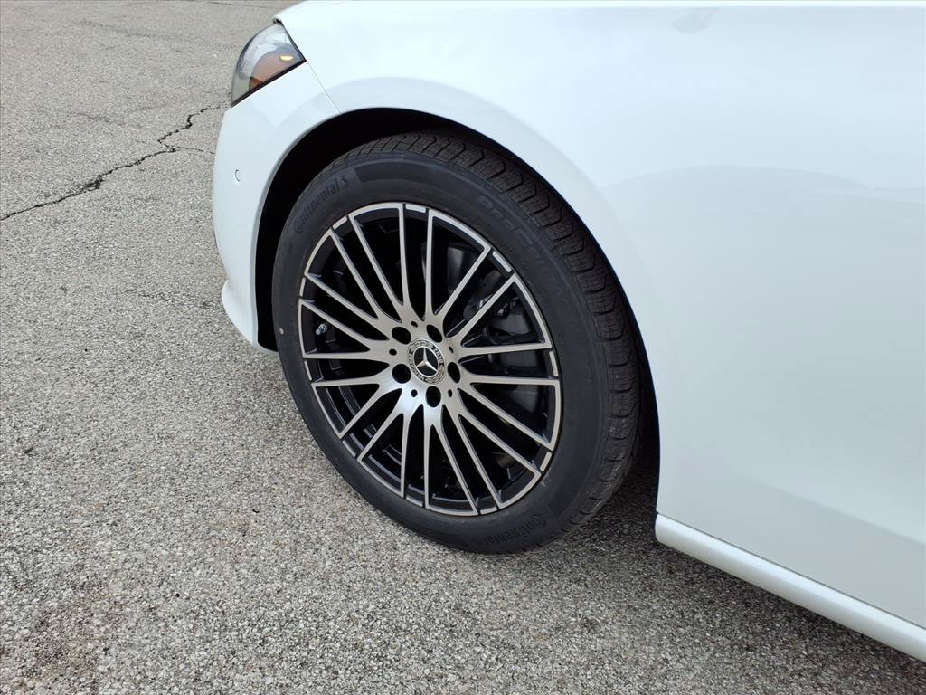 Certified Used 2026 Polar White Mercedes-Benz C300 image 9