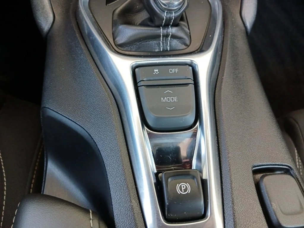 Used 2019 RED HOT Chevrolet 1LT image 24