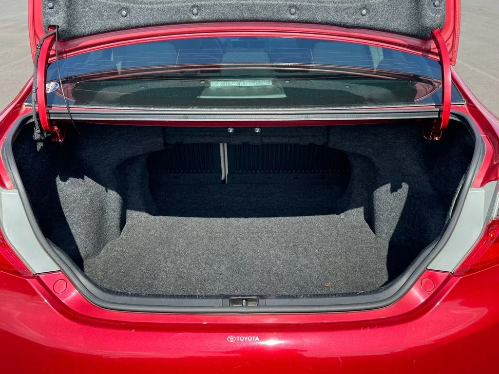 Used 2013 Red Toyota LE image 15