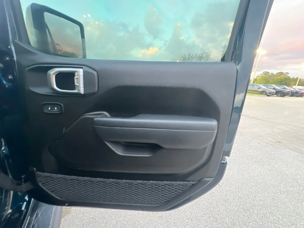 Certified Used 2025 Blue Jeep Sport image 20