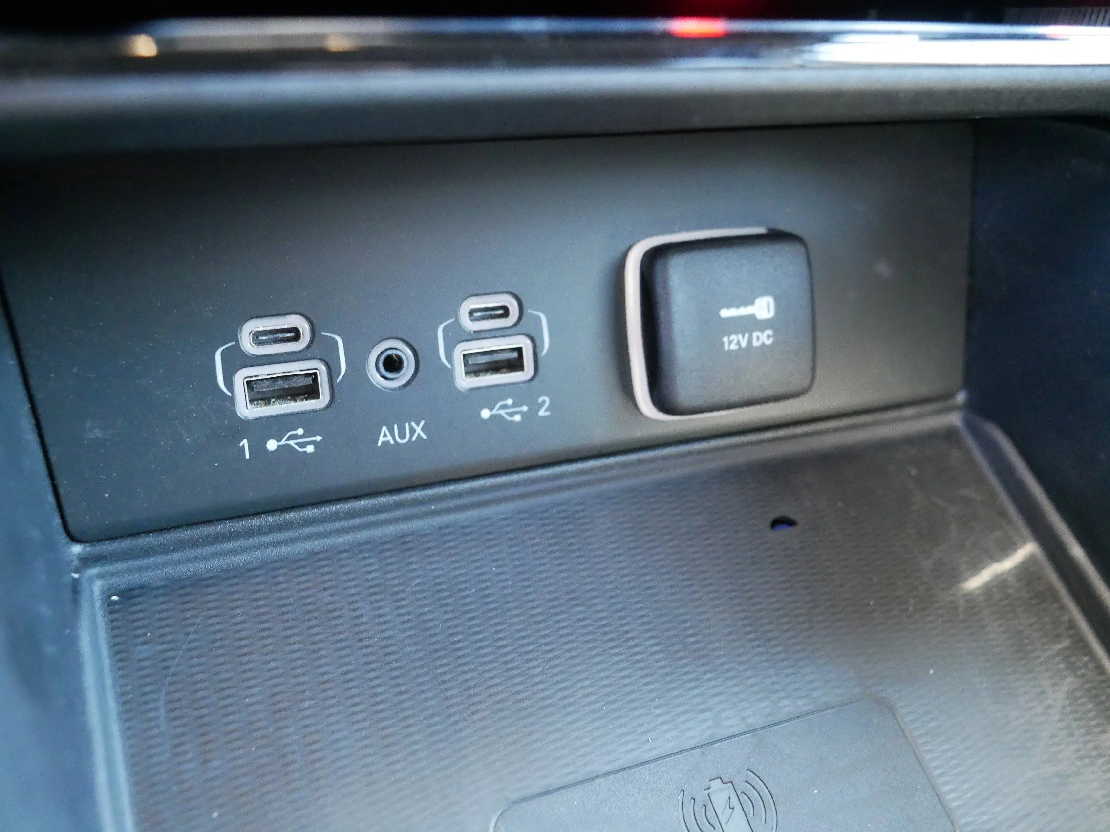 Used 2023 Bright White Clearcoat Jeep Altitude image 32