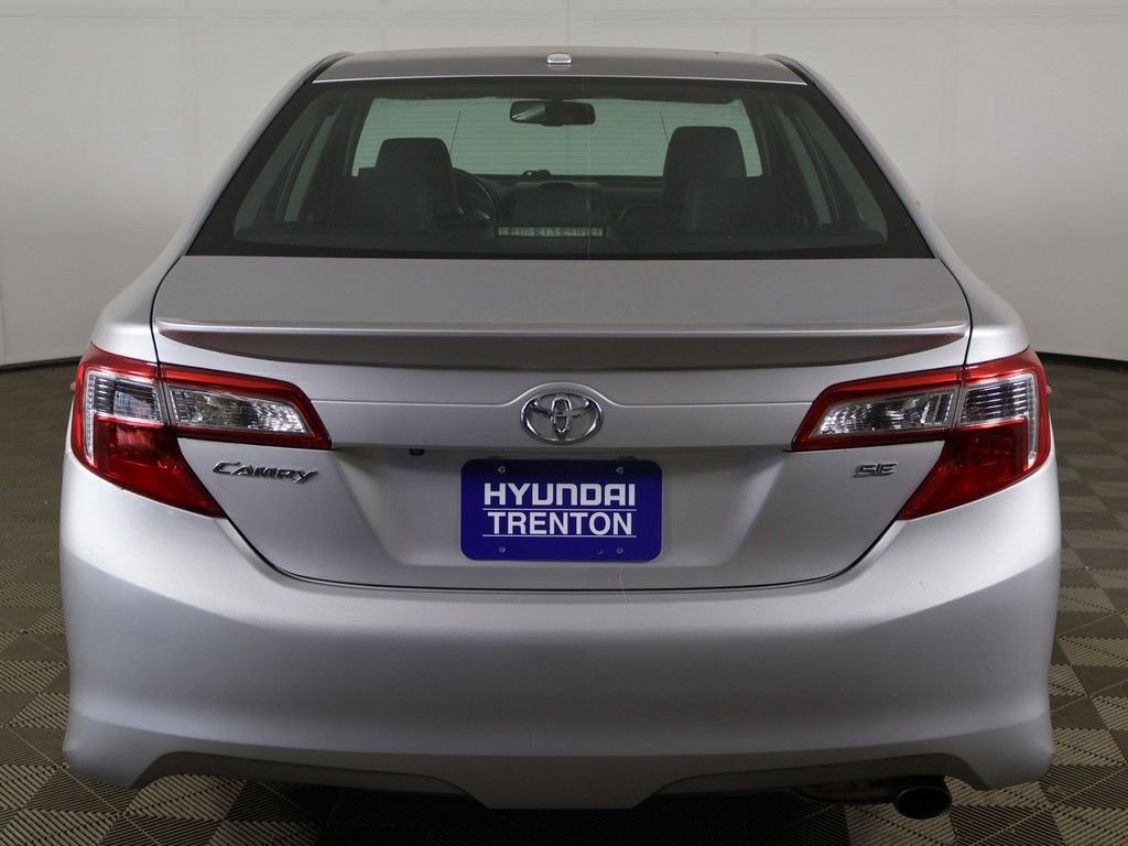 Used 2013 Silver Toyota SE image 11