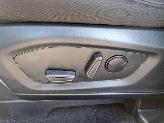 Used 2021 Gray Ford XLT image 23