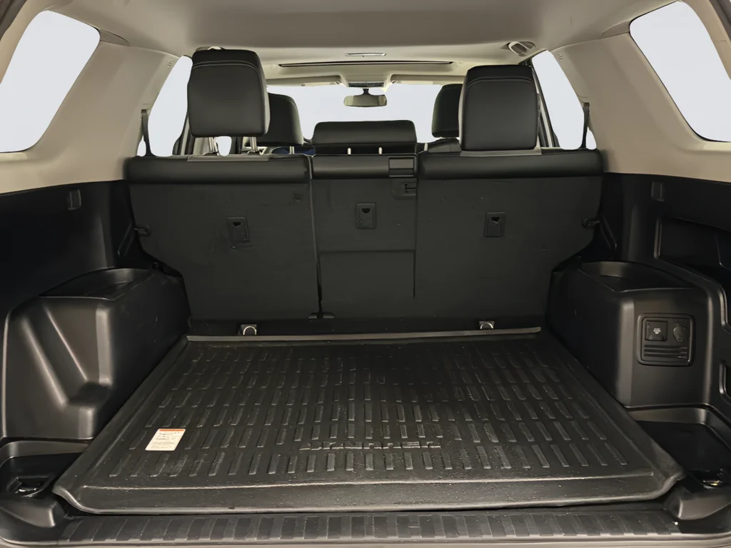 Used 2019 Silver Toyota SR5 Premium image 31