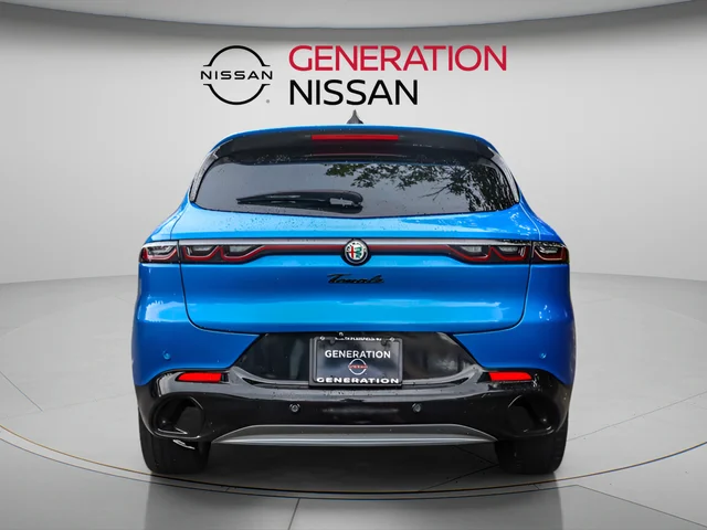 Used 2024 Blue Alfa Romeo Ti image 5