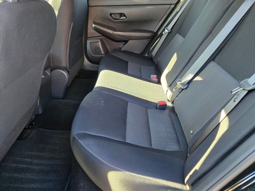 2025 Nissan Sentra SV - Photo 13