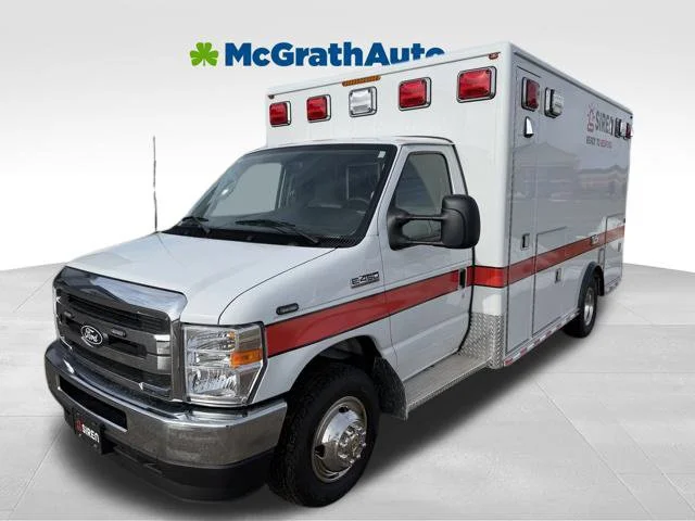 2026 Ford E-450SD Base