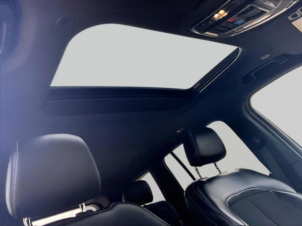 Used 2023 White Jeep Altitude X image 29