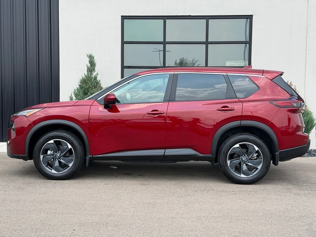 Used 2024 Red Nissan SV image 2