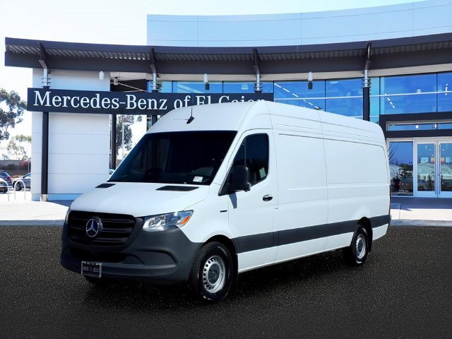 2025 Mercedes-Benz eSprinter Cargo Van