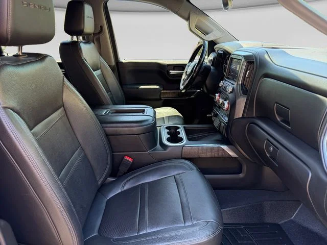 Used 2020 Black GMC Denali image 16