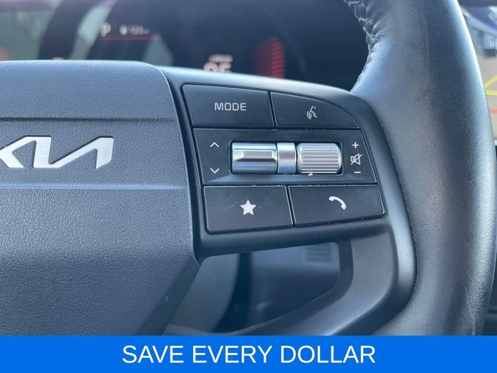 Used 2026 White Kia EX image 17