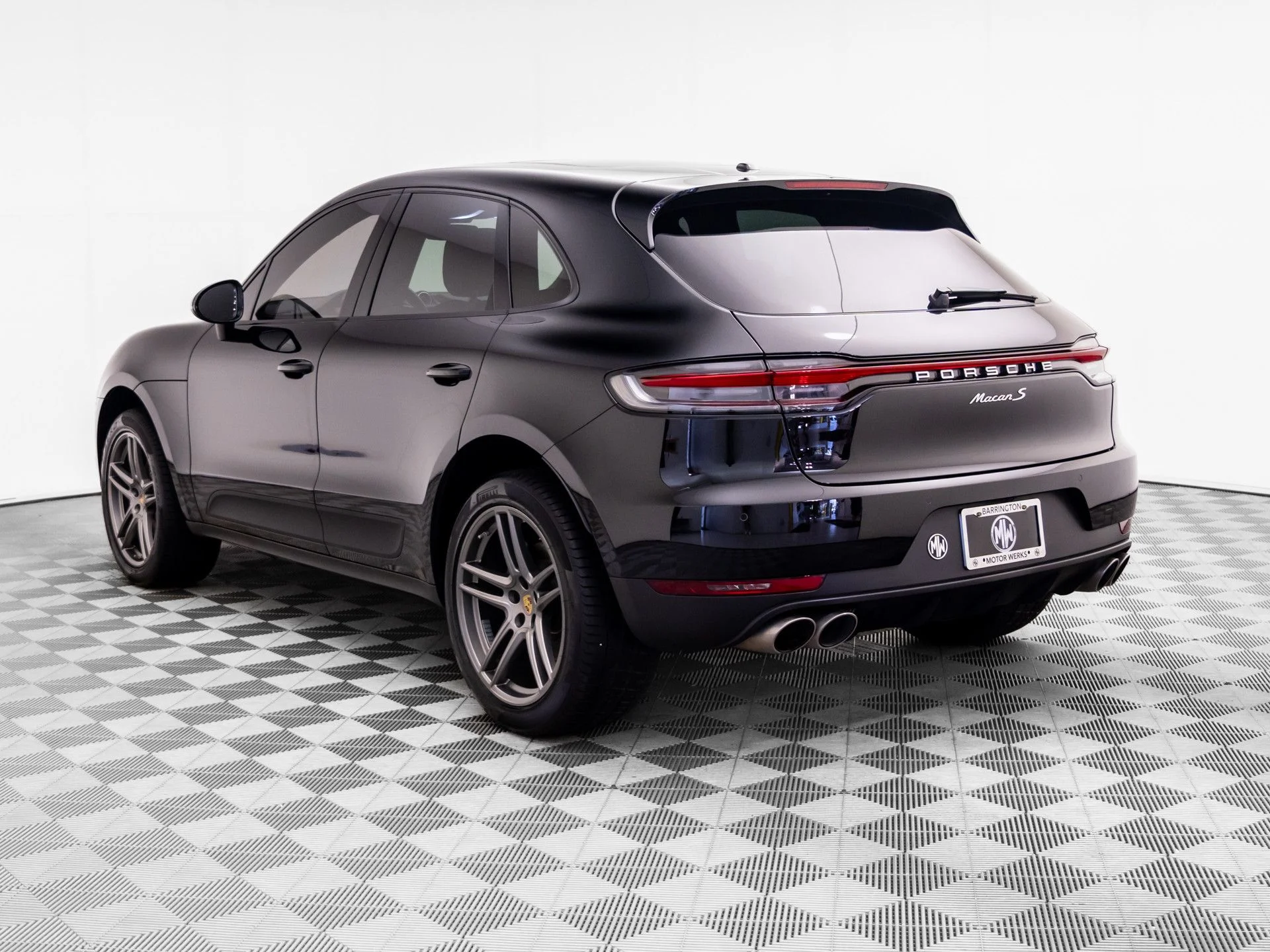 Used 2019 Black Porsche S image 3