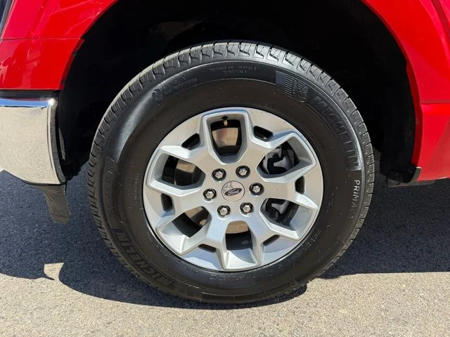 Used 2023 Red Ford XLT image 36