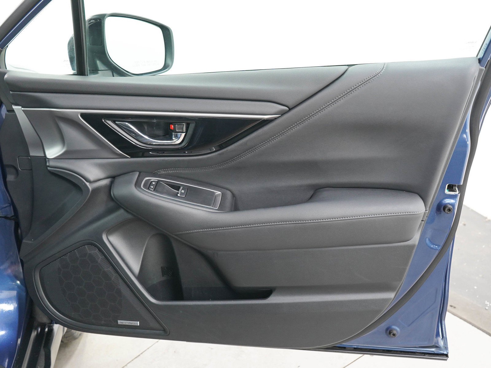 Used 2021 Abyss Blue Pearl Subaru Limited image 12