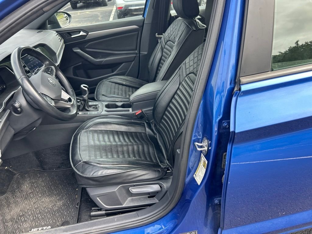 Used 2024 Blue Volkswagen 1.5T Sport image 13