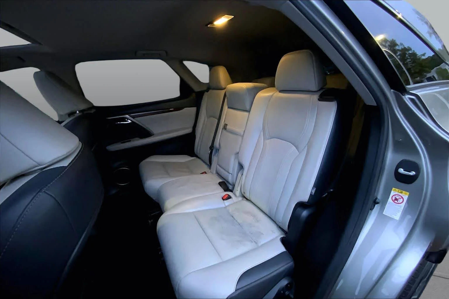Used 2018 Atomic Silver Lexus  image 18