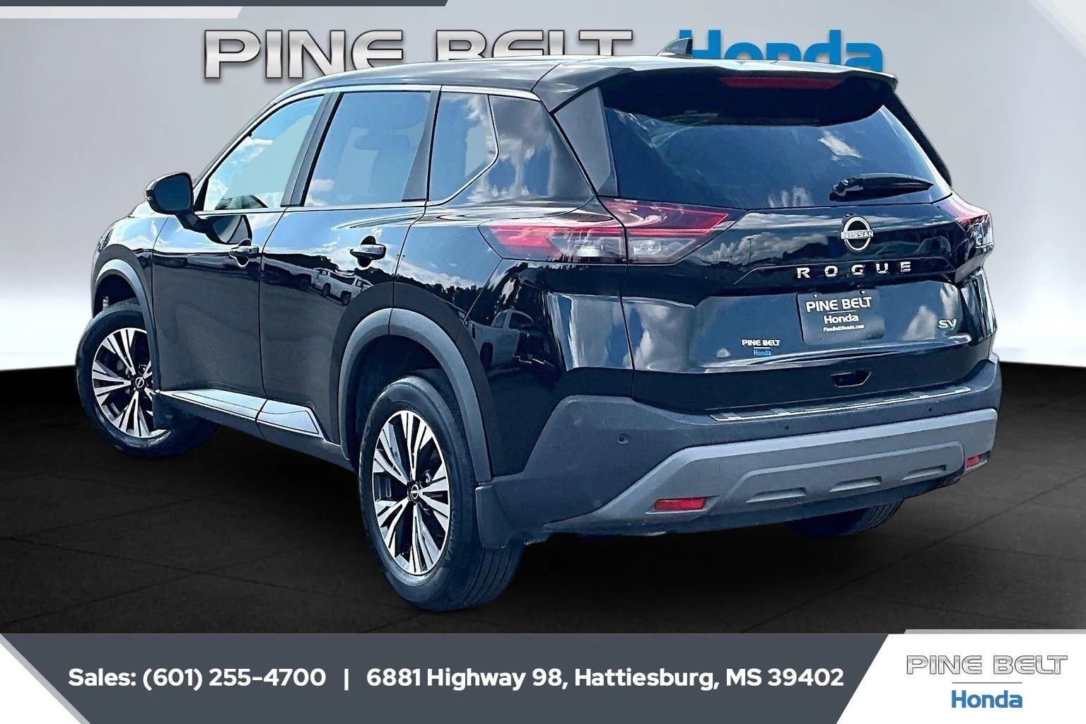 Used 2023 Super Black Nissan SV image 2