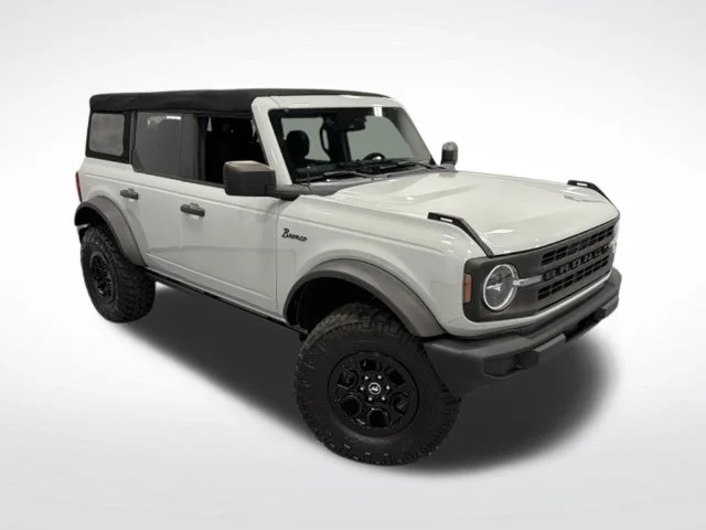 Used 2022 Green Ford Base image 30