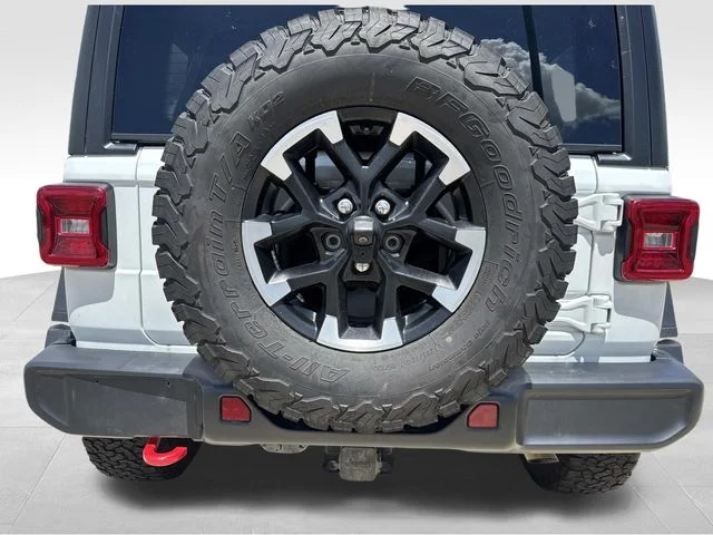 Used 2025 White Jeep Rubicon image 43