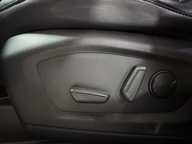 Used 2021 Gray Ford XLT image 31