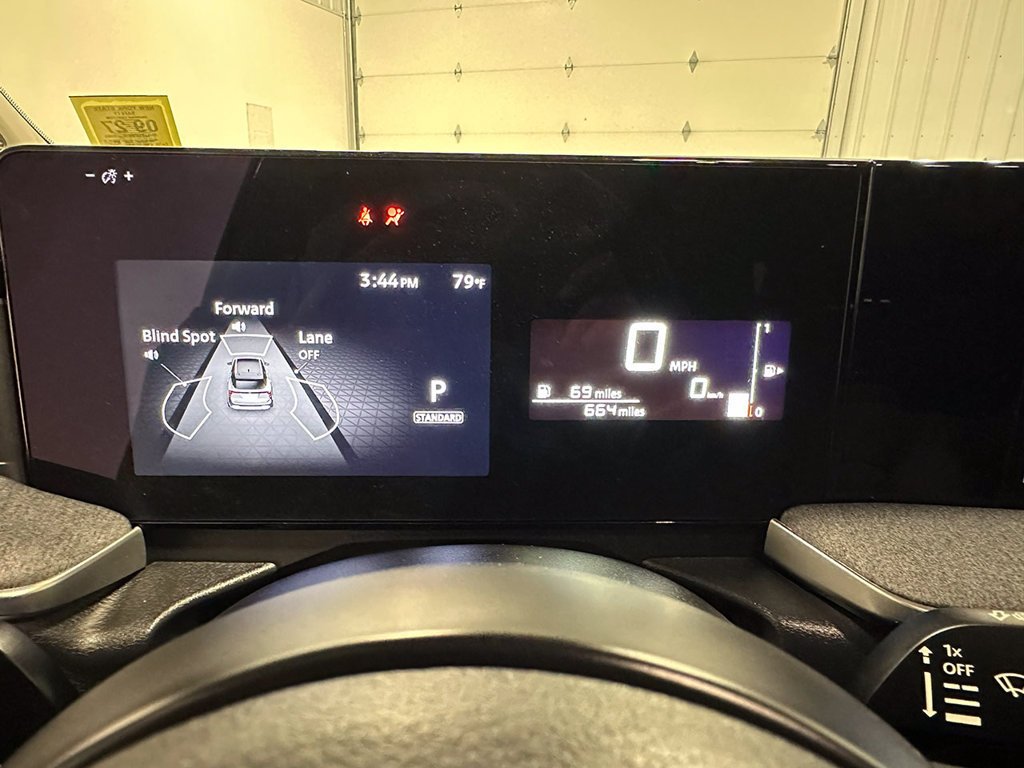 Used 2026  Nissan SV image 29