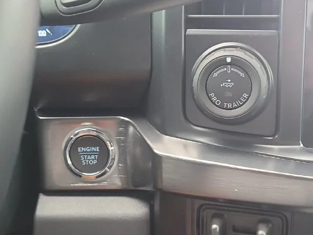Used 2024 Silver Ford Lariat image 30