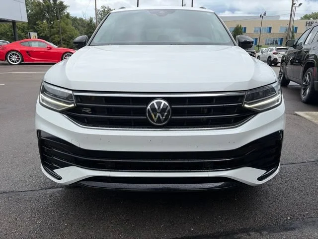 Used 2022 Oryx White Pearl Volkswagen SE R-Line Black image 5
